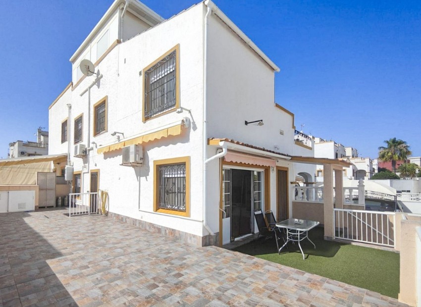  - Villa - 