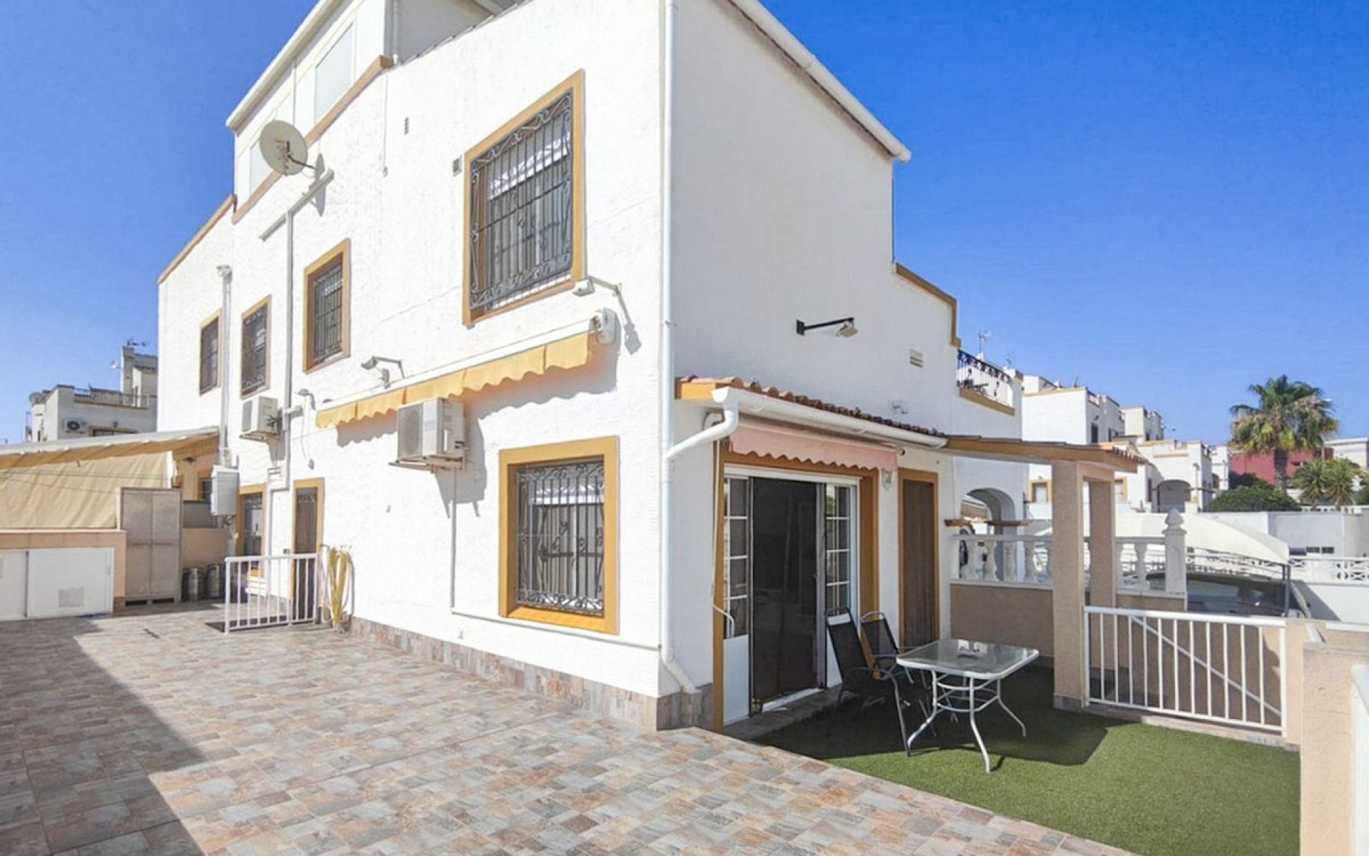  - Villa - 