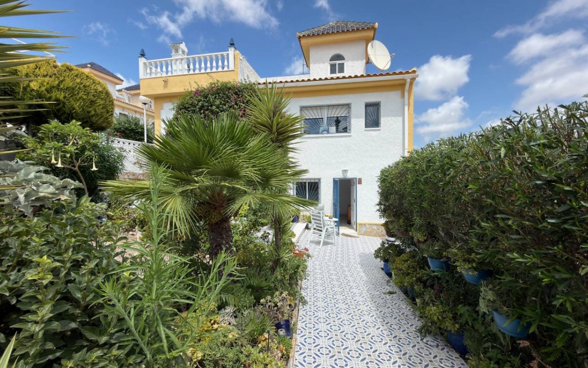  - Villa - 