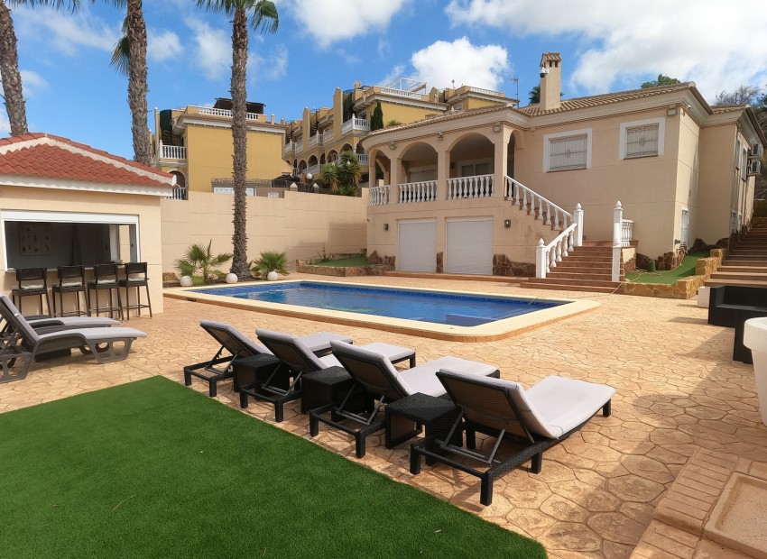  - Villa - 