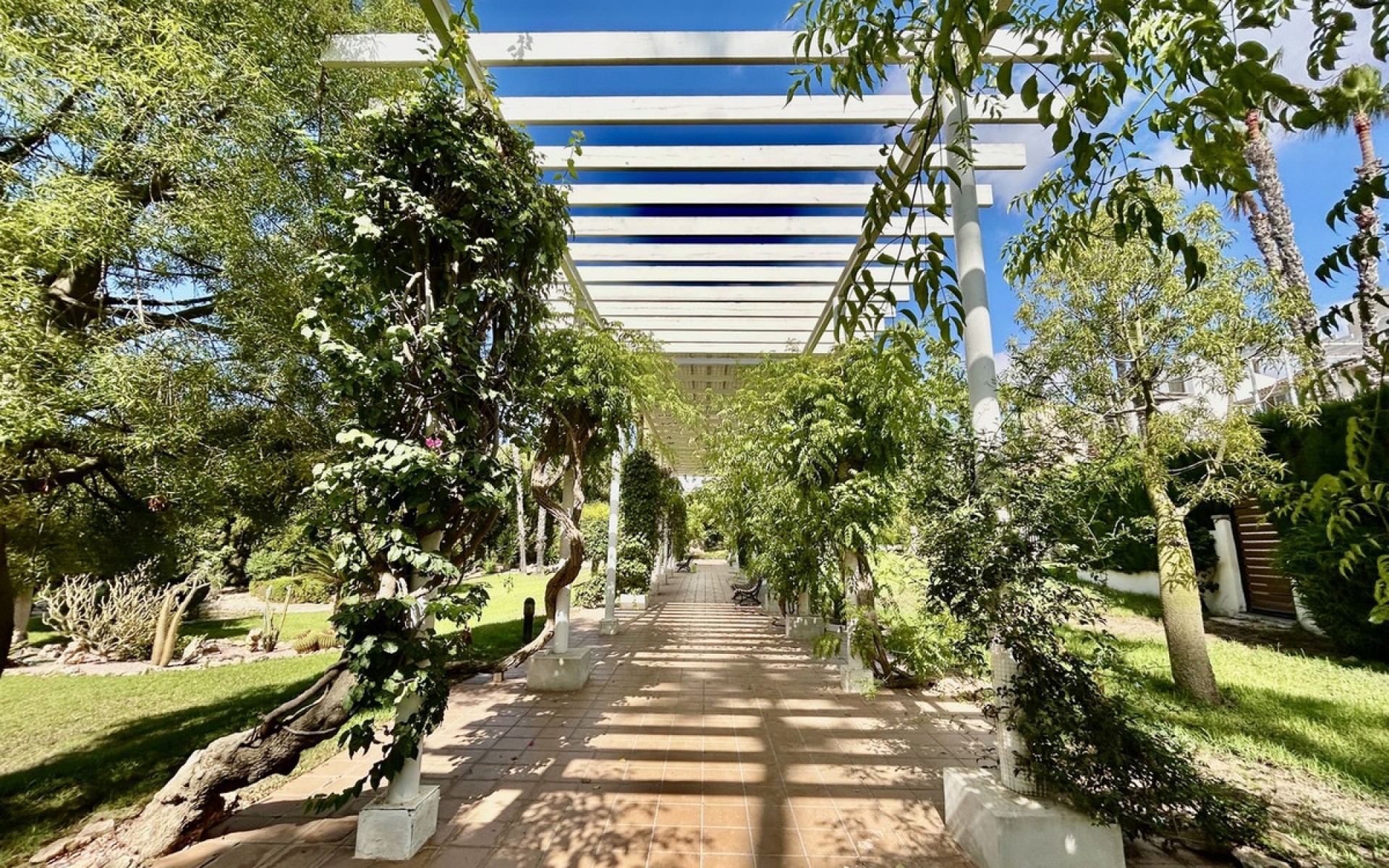  - Villa - 
