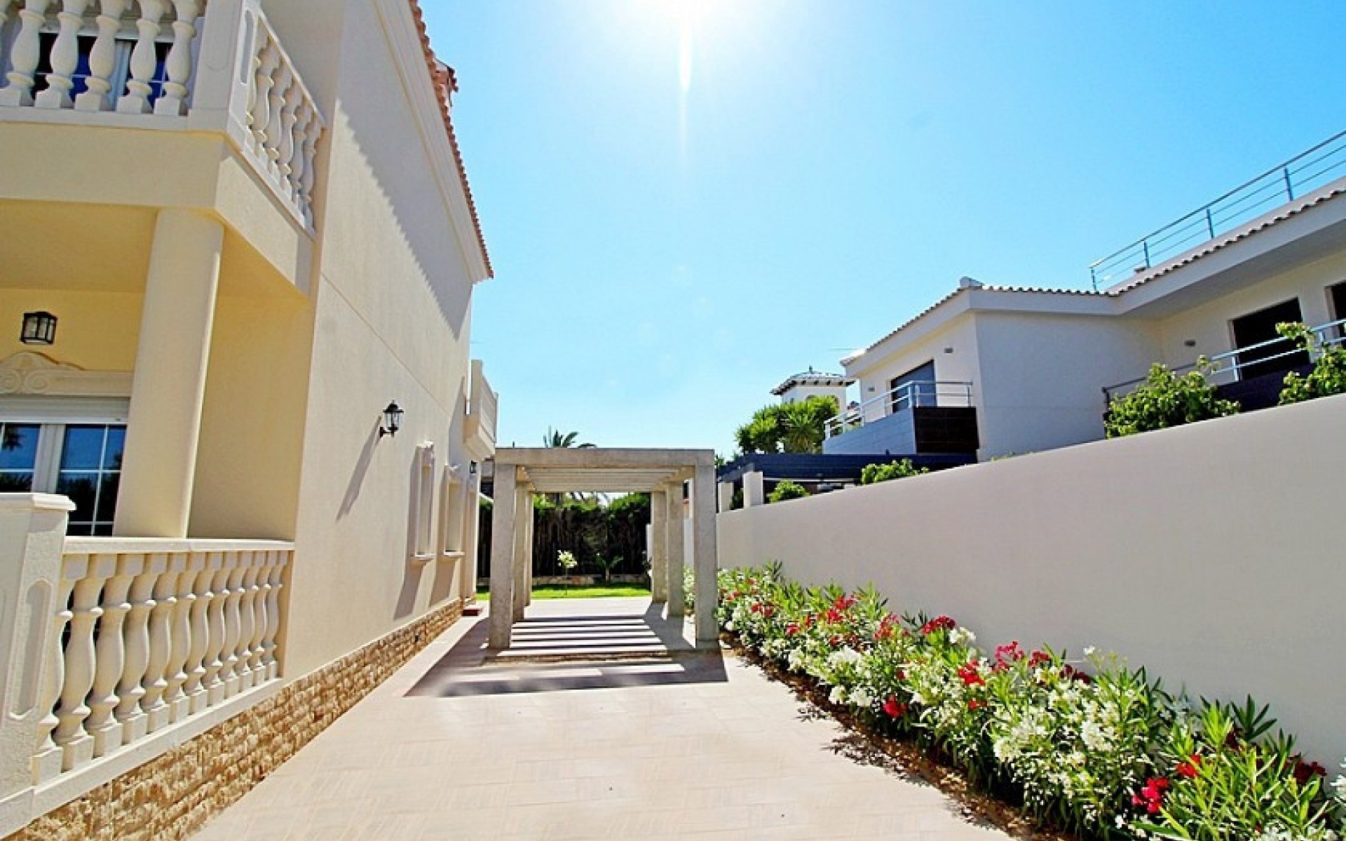  - Villa - 
