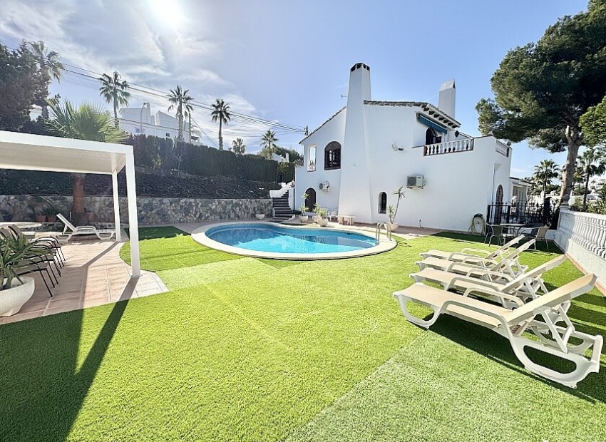  - Villa - 