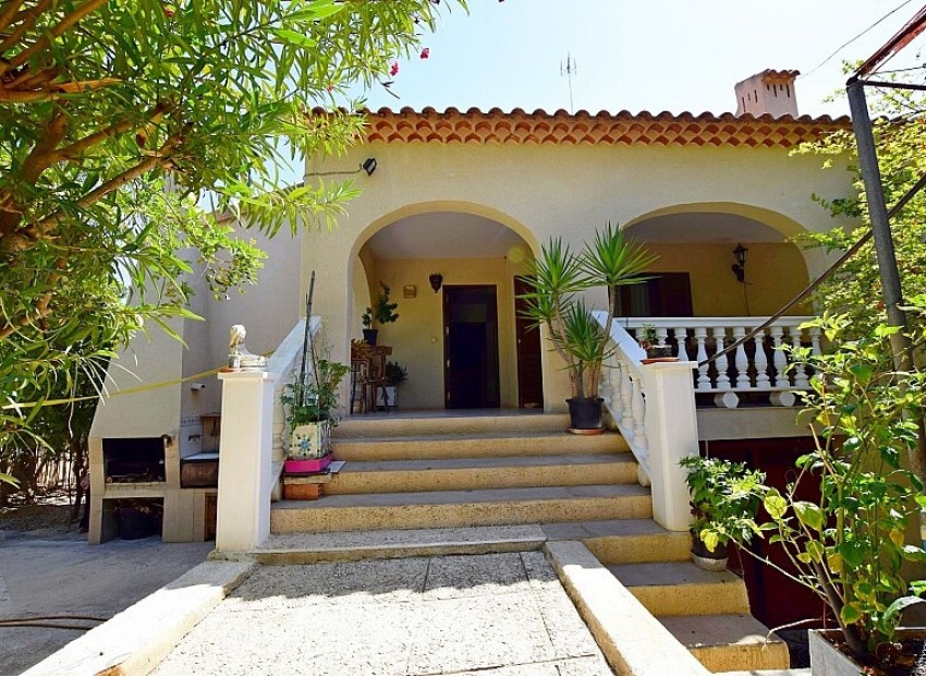  - Villa - 