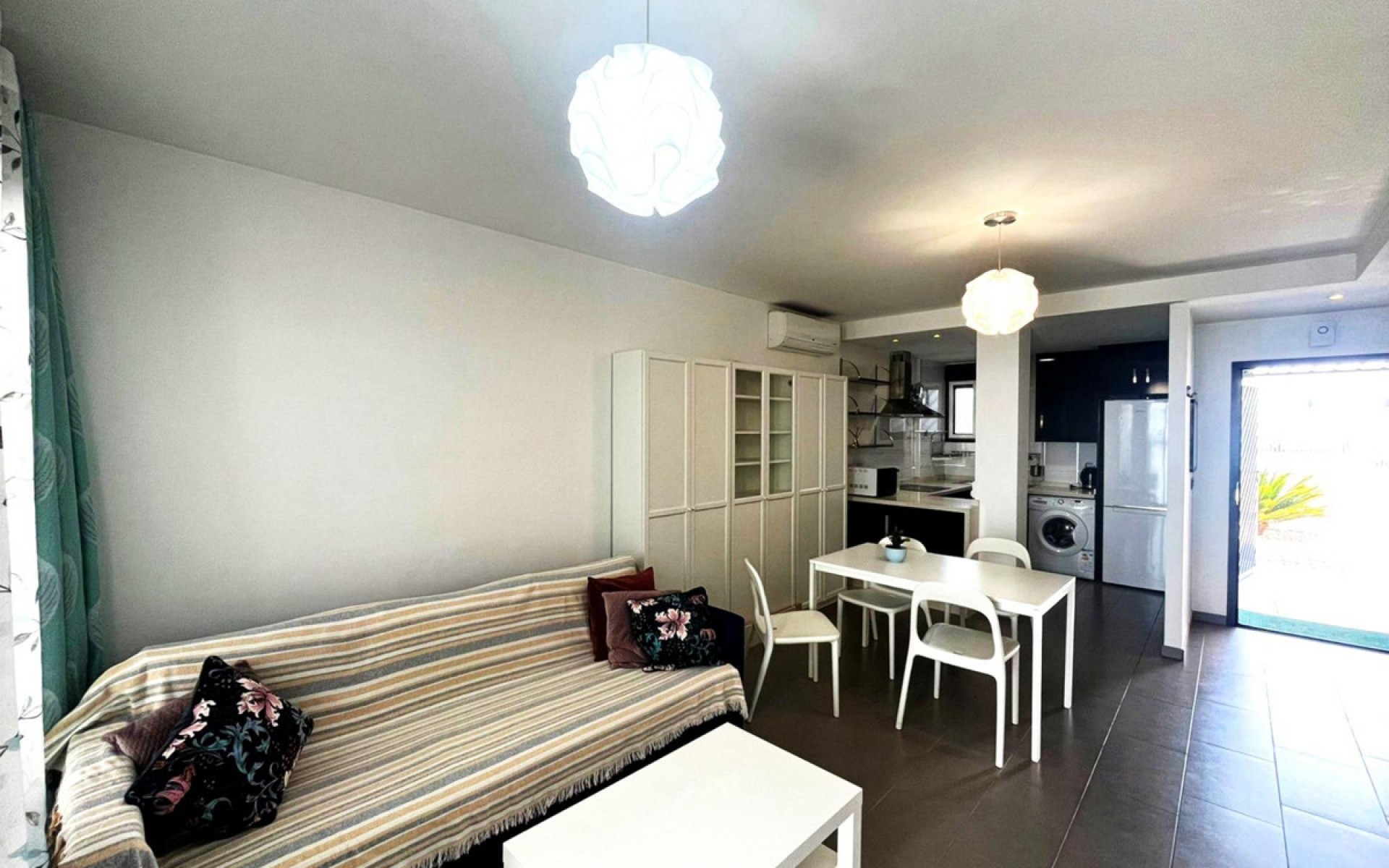  - Villa - 