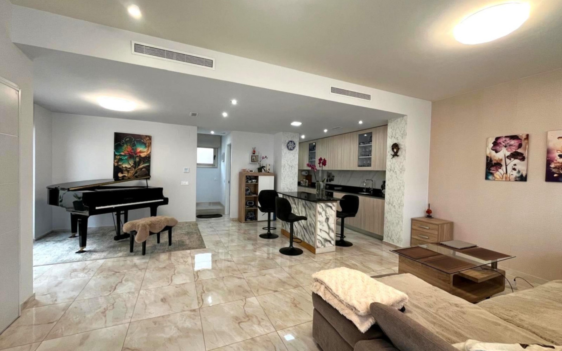  - Villa - 
