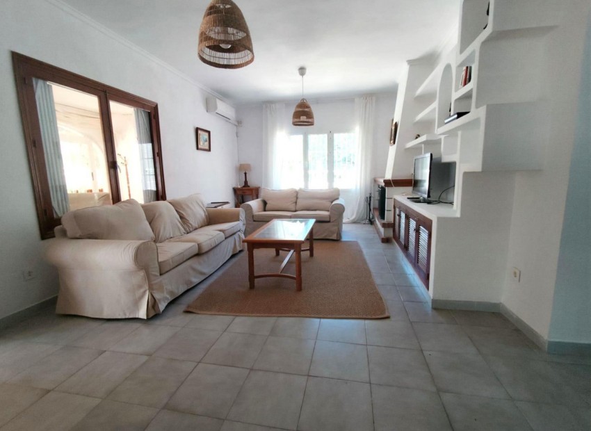  - Villa - 