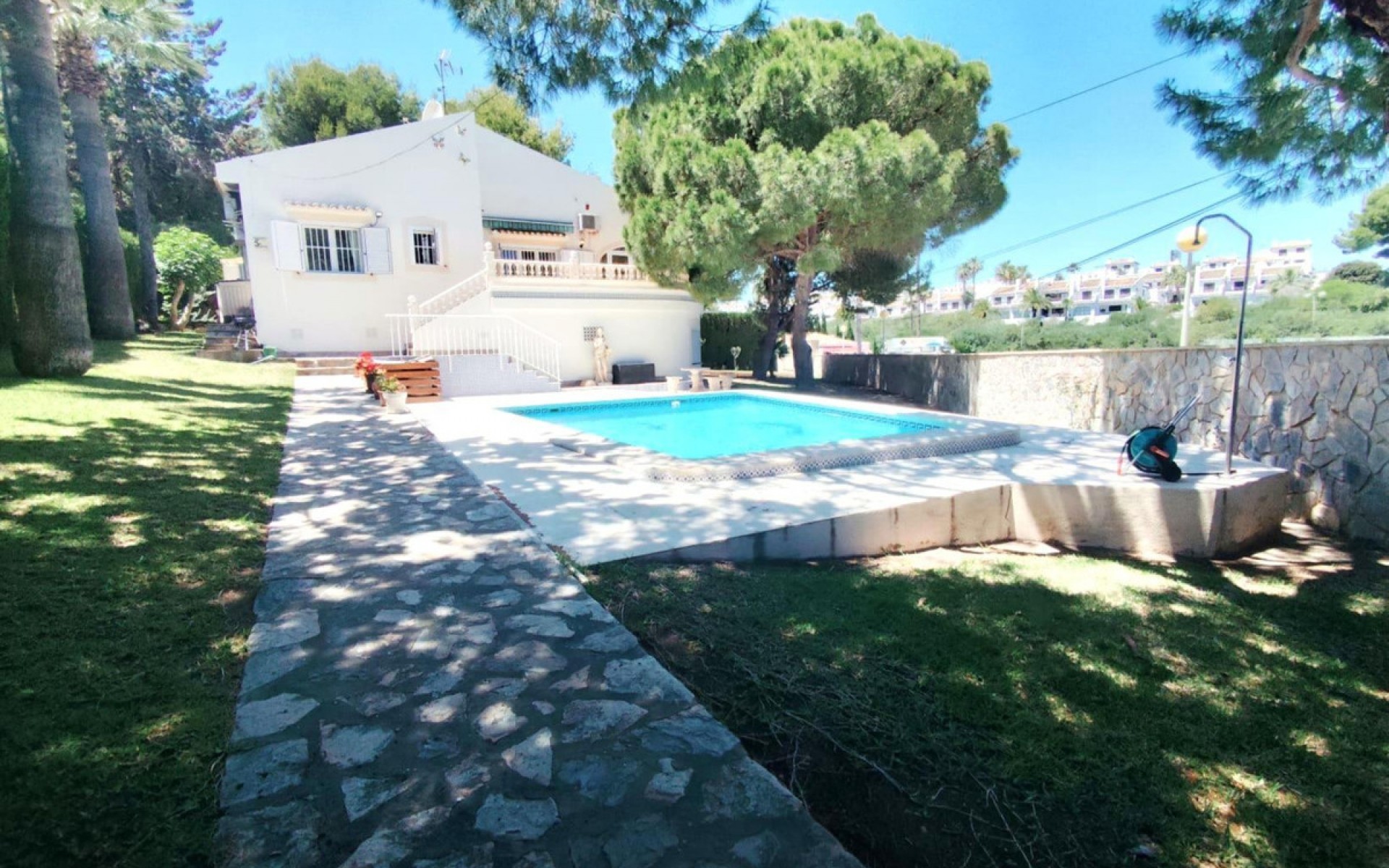  - Villa - 