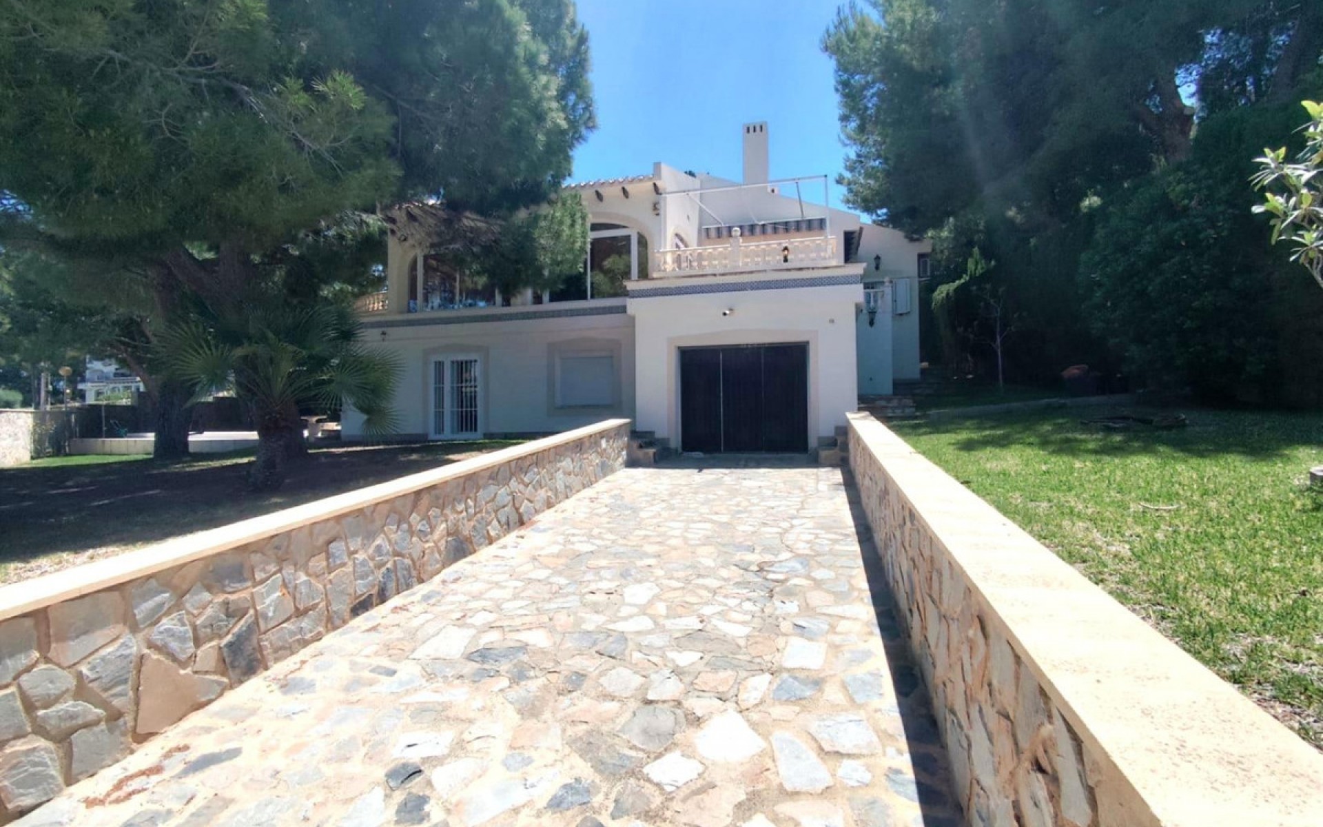  - Villa - 