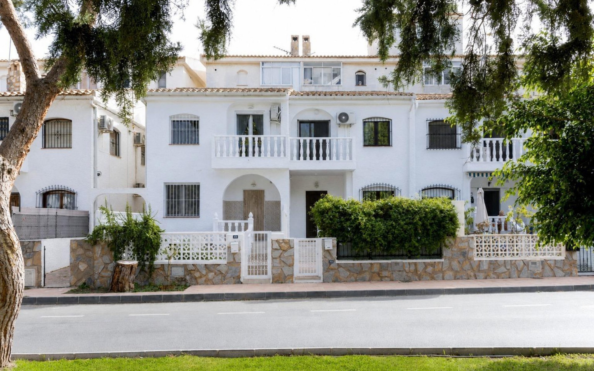  - Villa - 