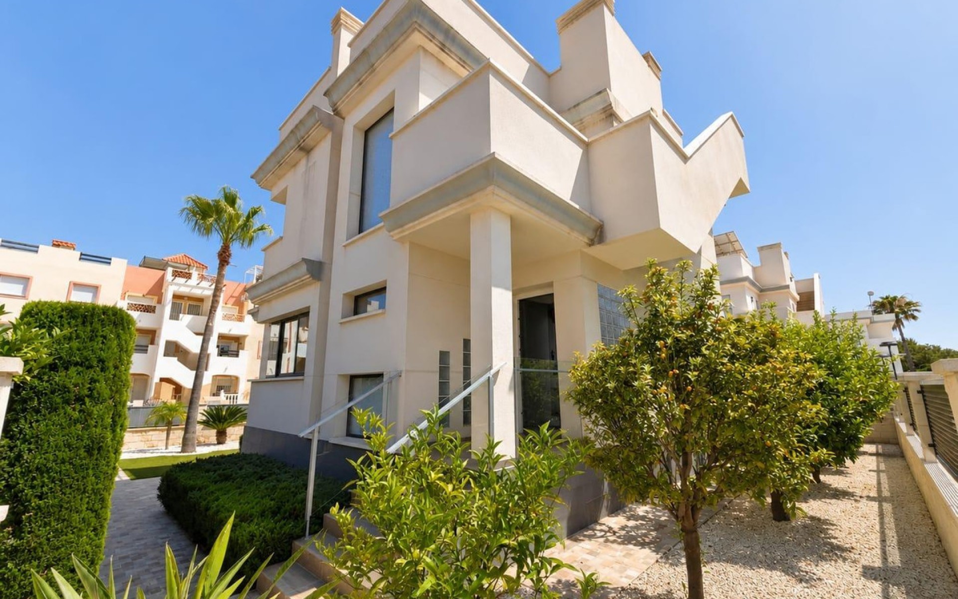  - Villa - 