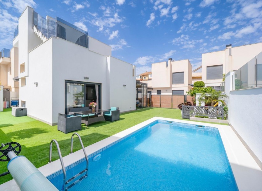  - Villa - 