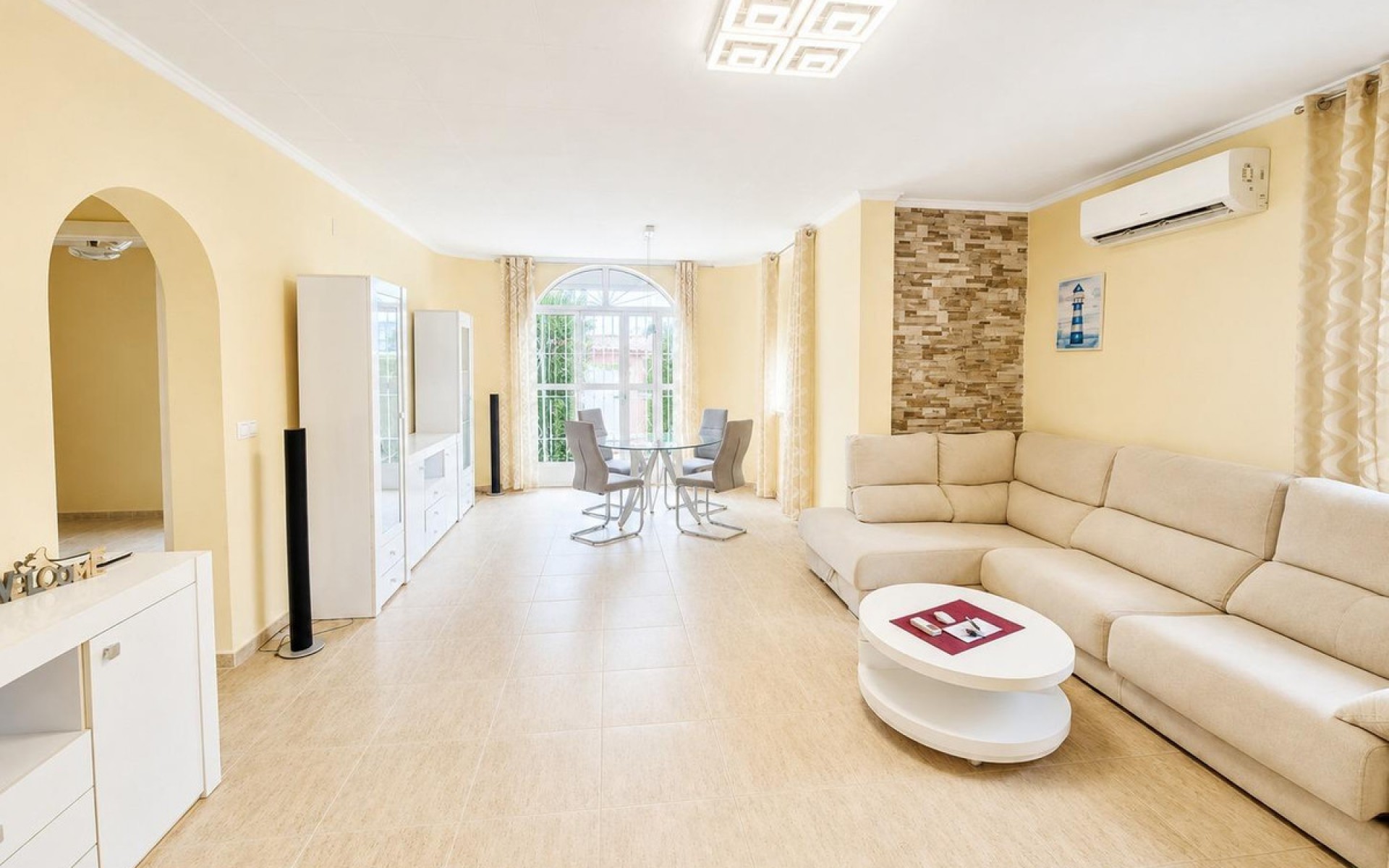  - Villa - 