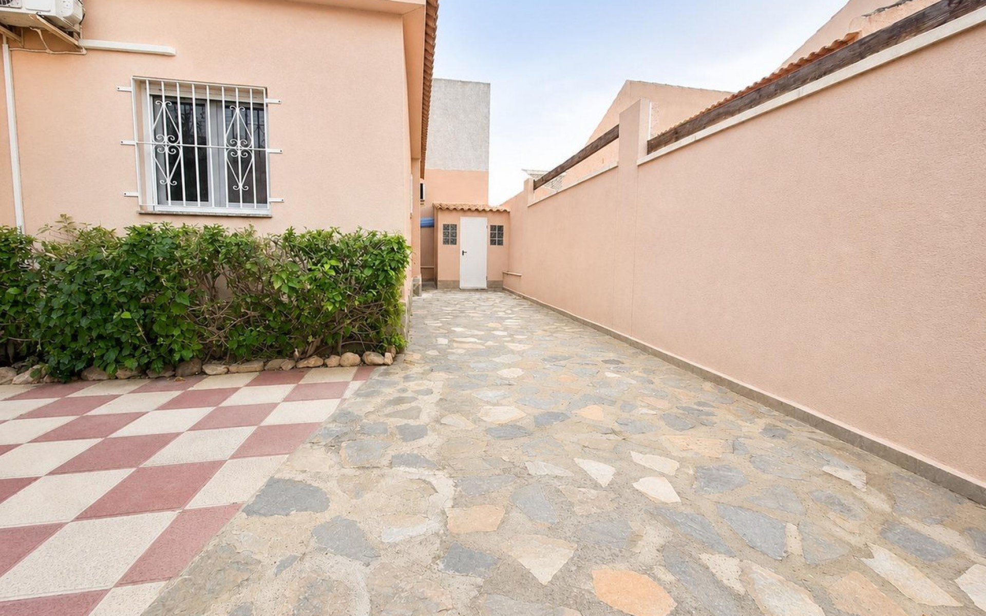  - Villa - 