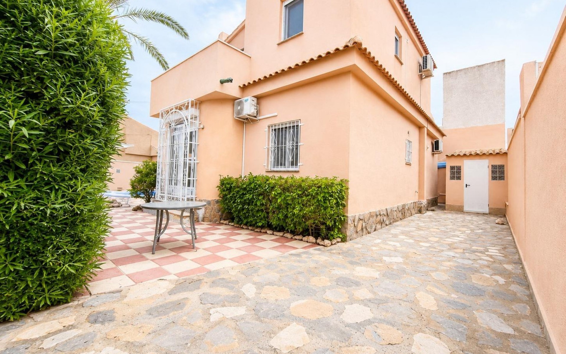  - Villa - 