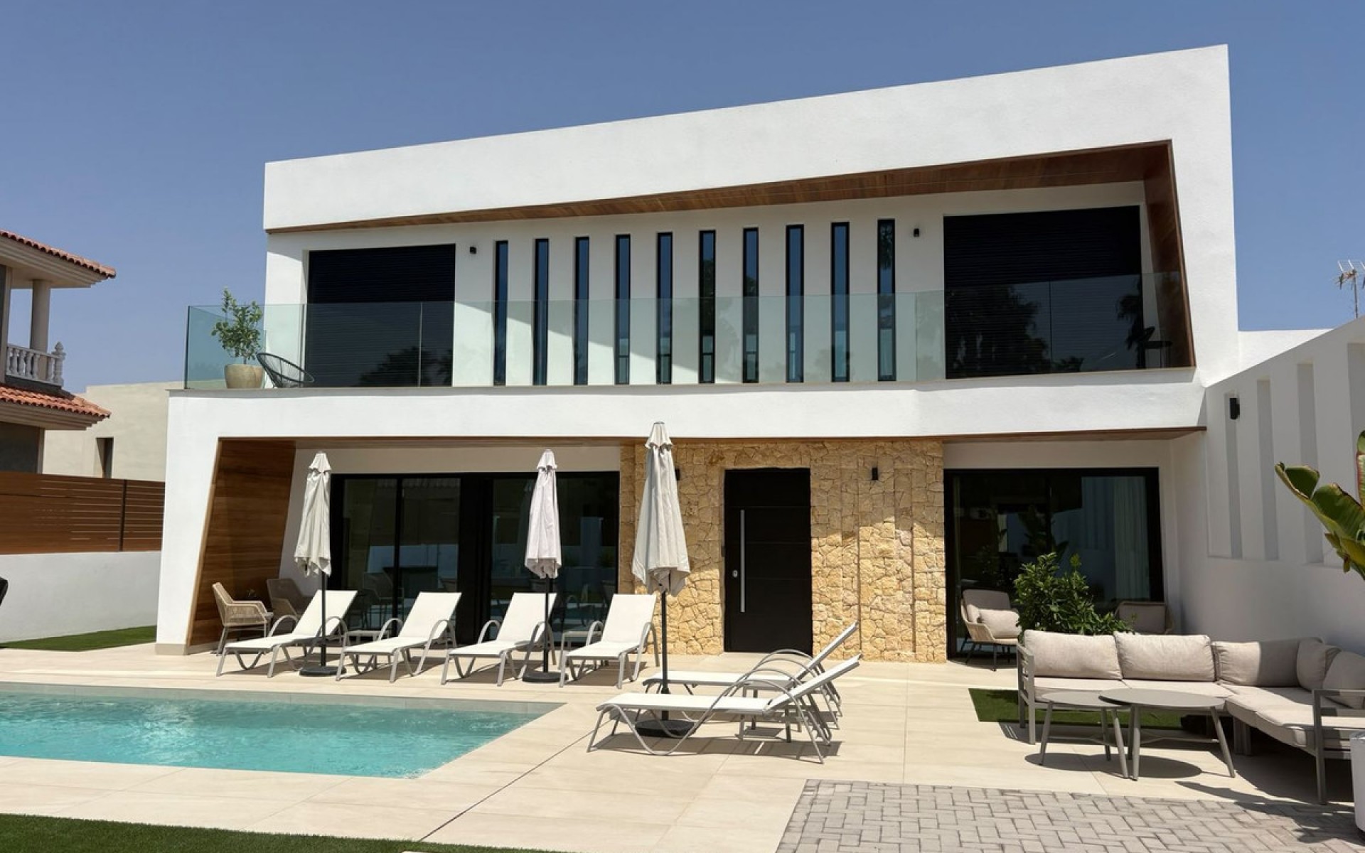  - Villa - 