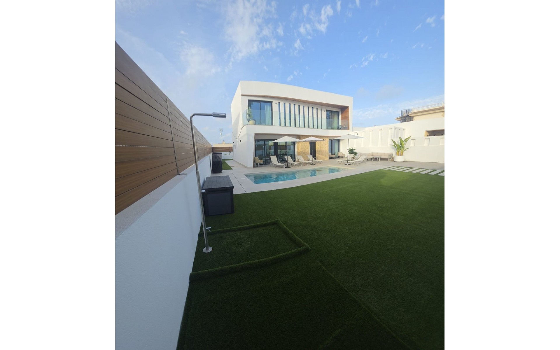  - Villa - 
