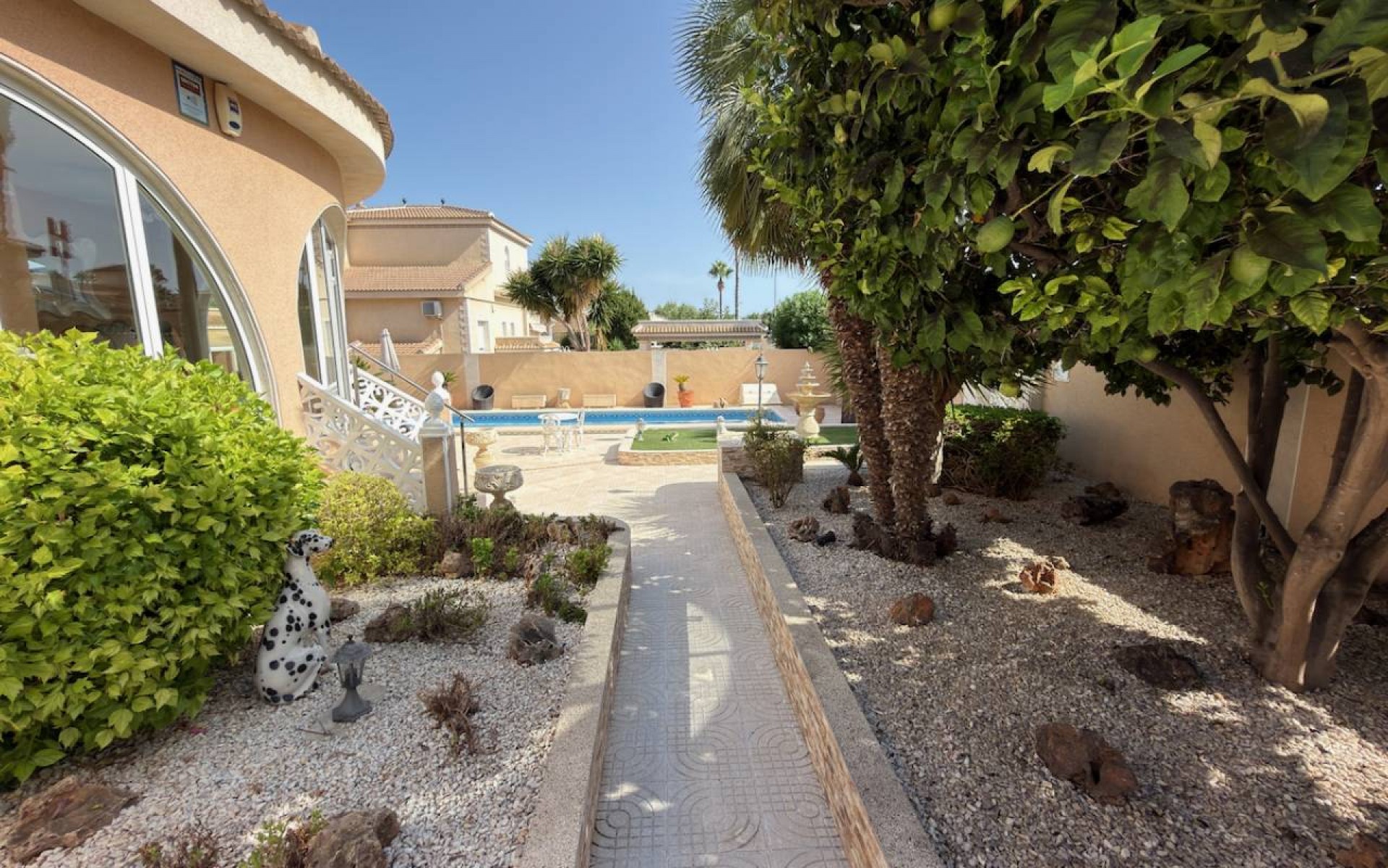  - Villa - 