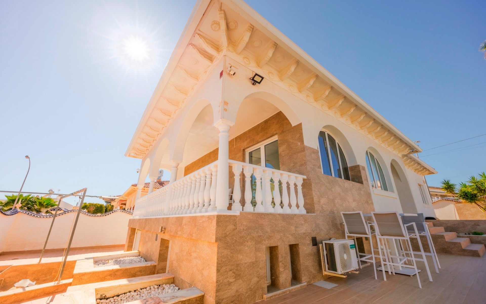 - Villa - 