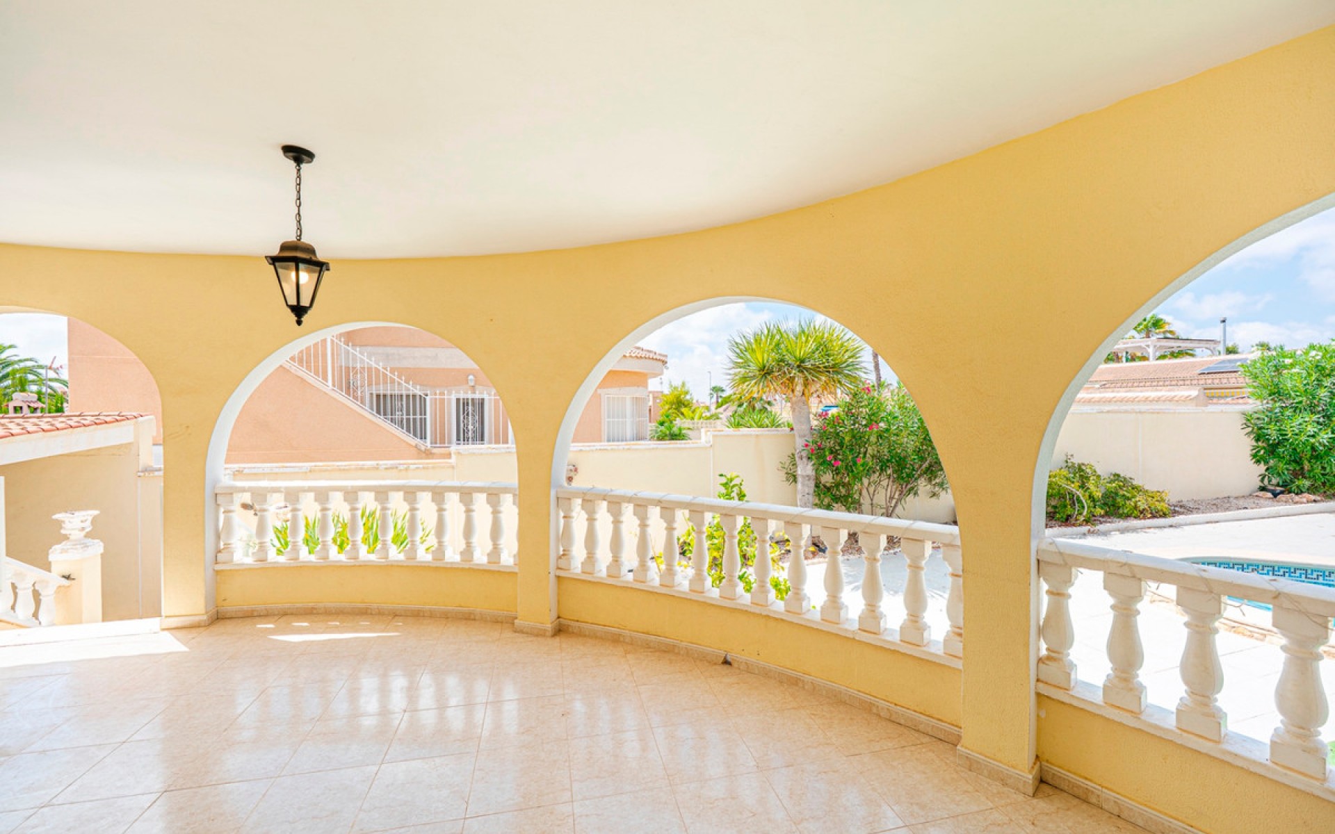  - Villa - 
