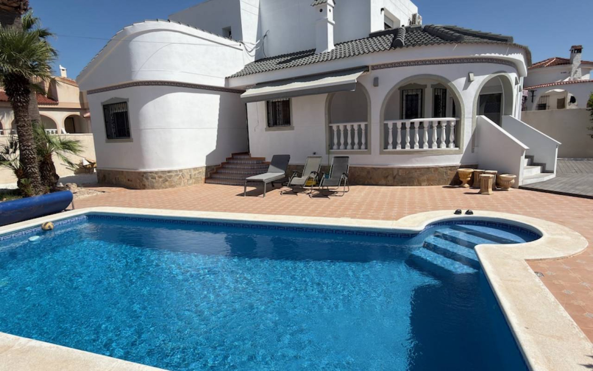  - Villa - 