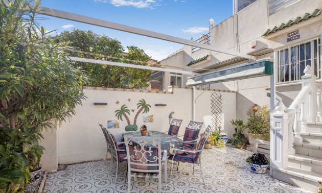 Villa -  -  - 