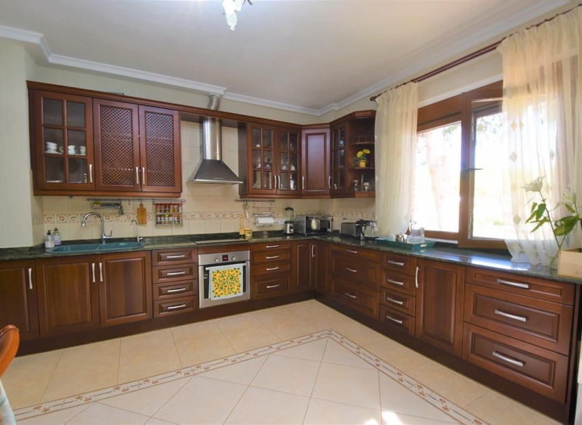  - Villa - 