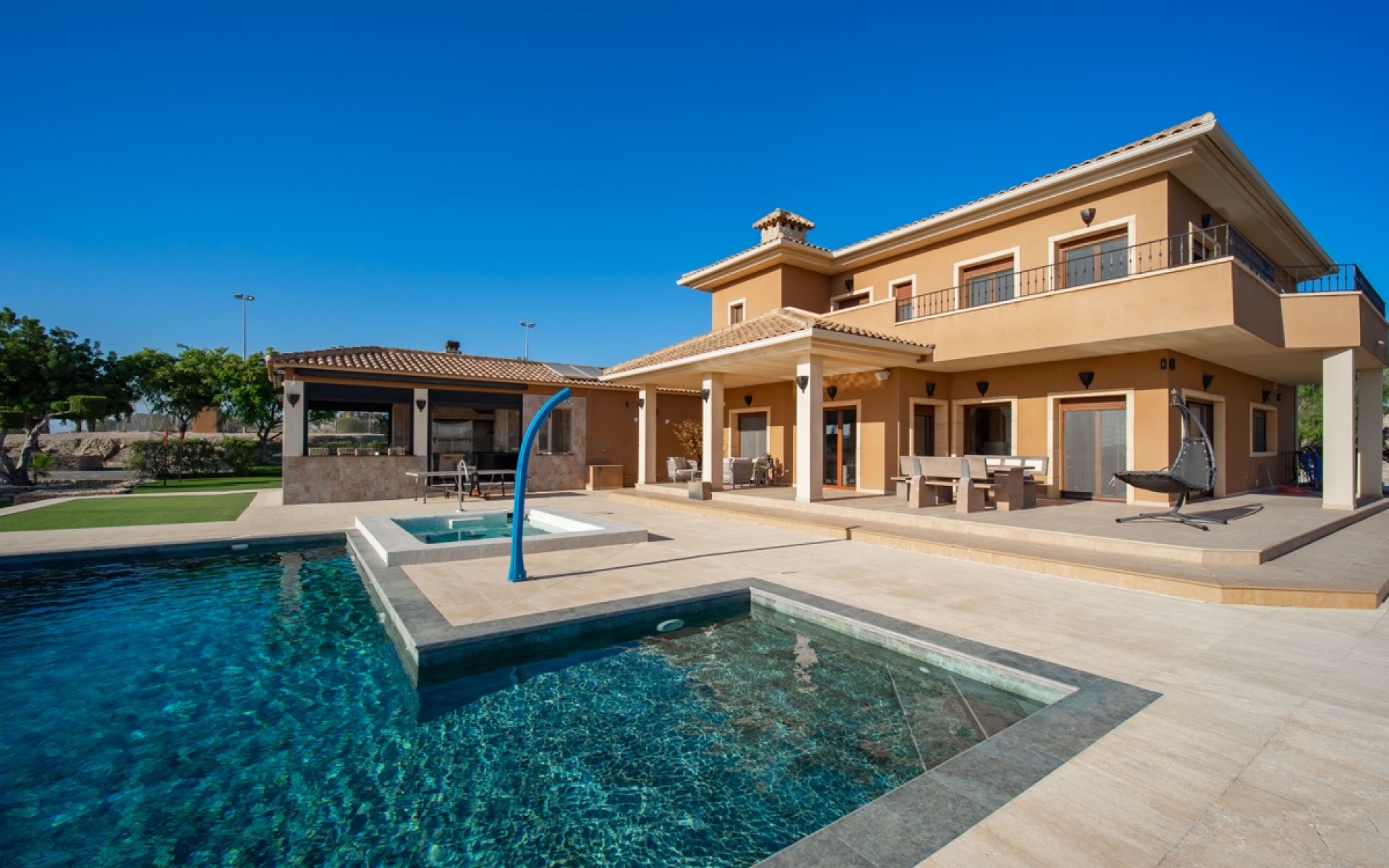  - Villa - 