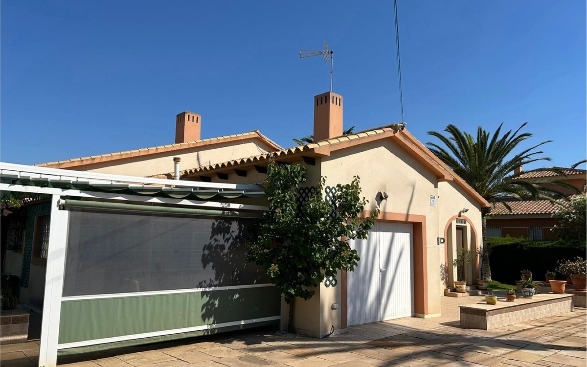  - Villa - 
