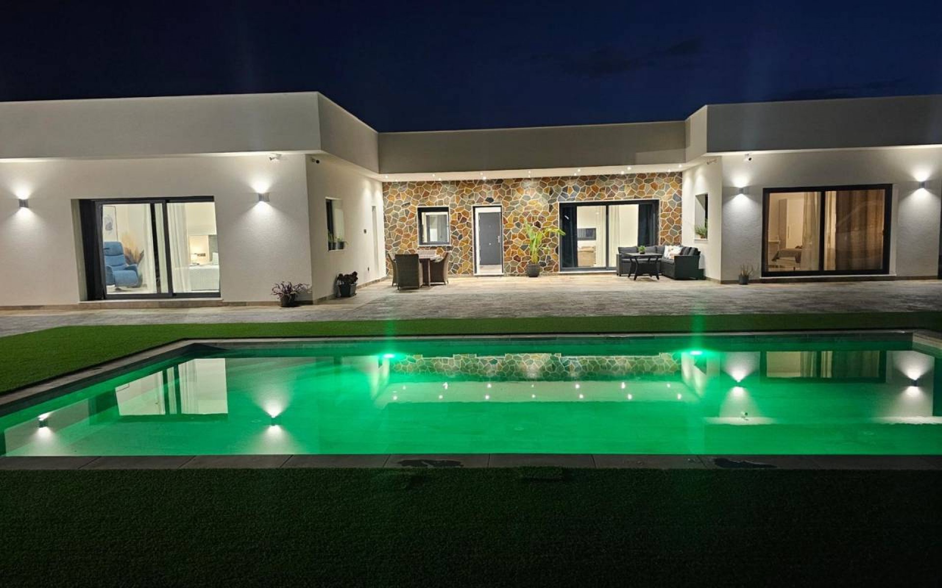  - Villa - 