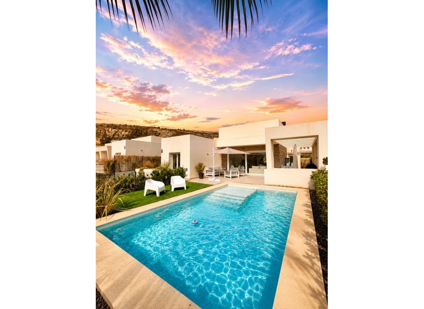  - Villa - 