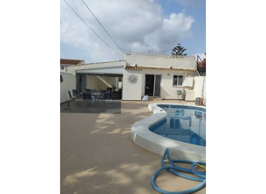  - Villa - 