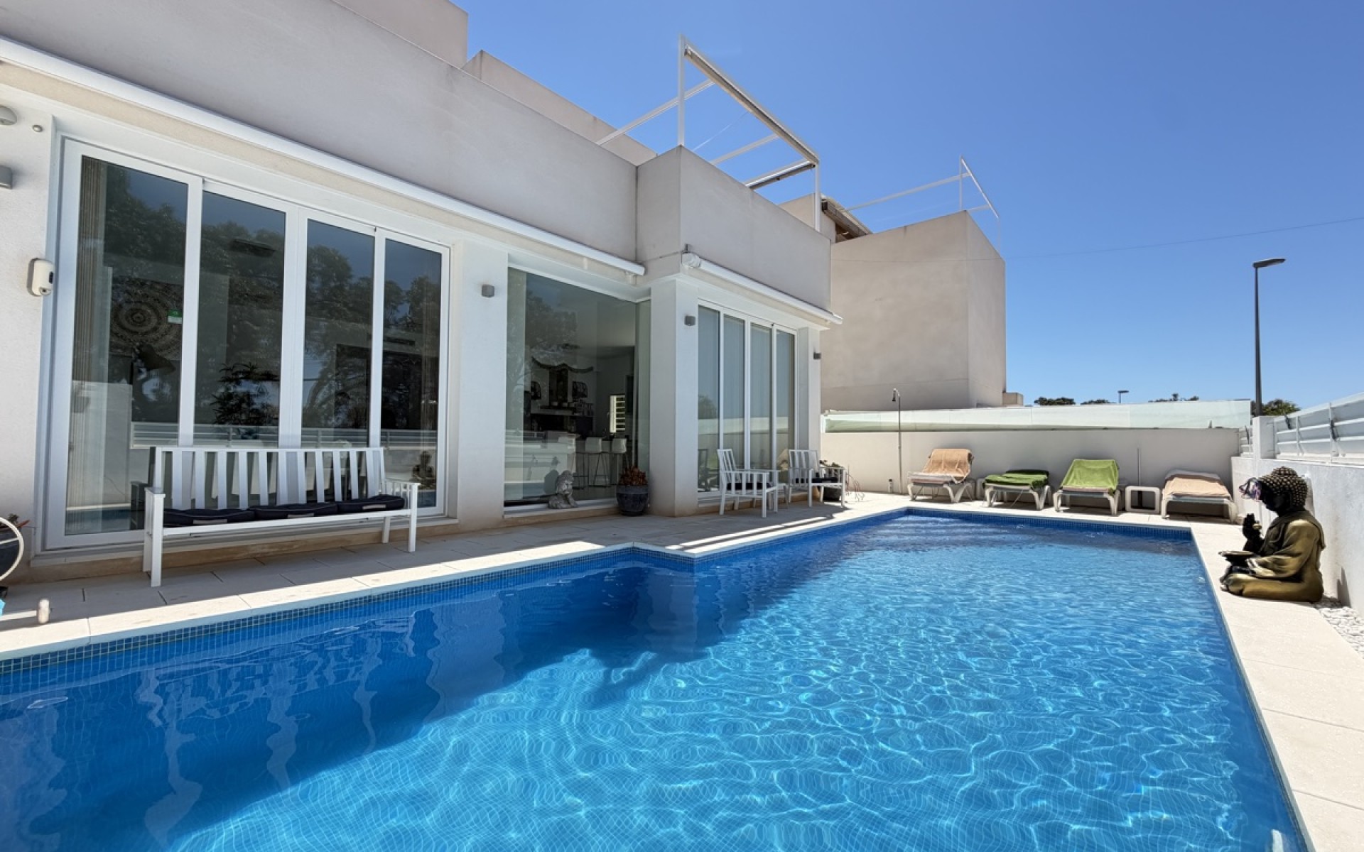  - Villa - 
