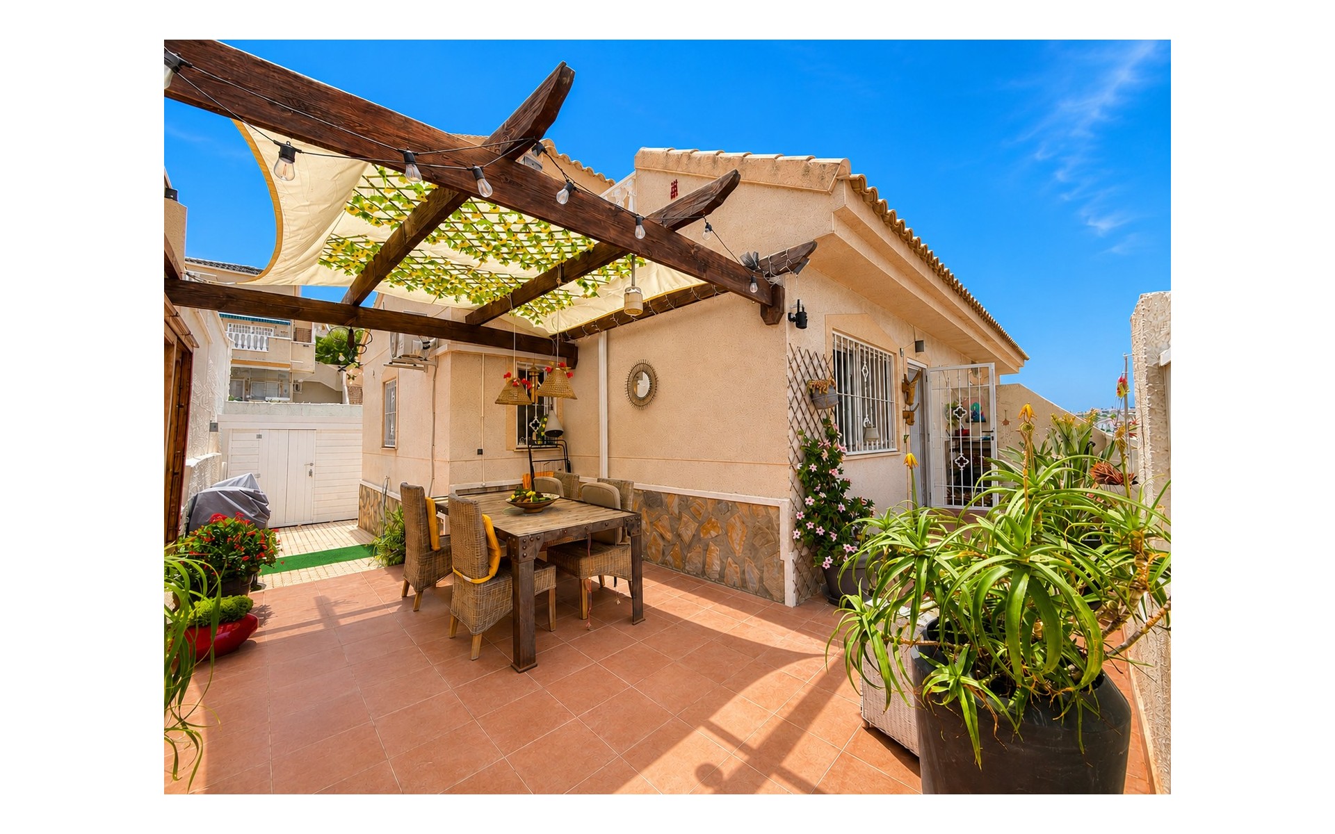  - Villa - 