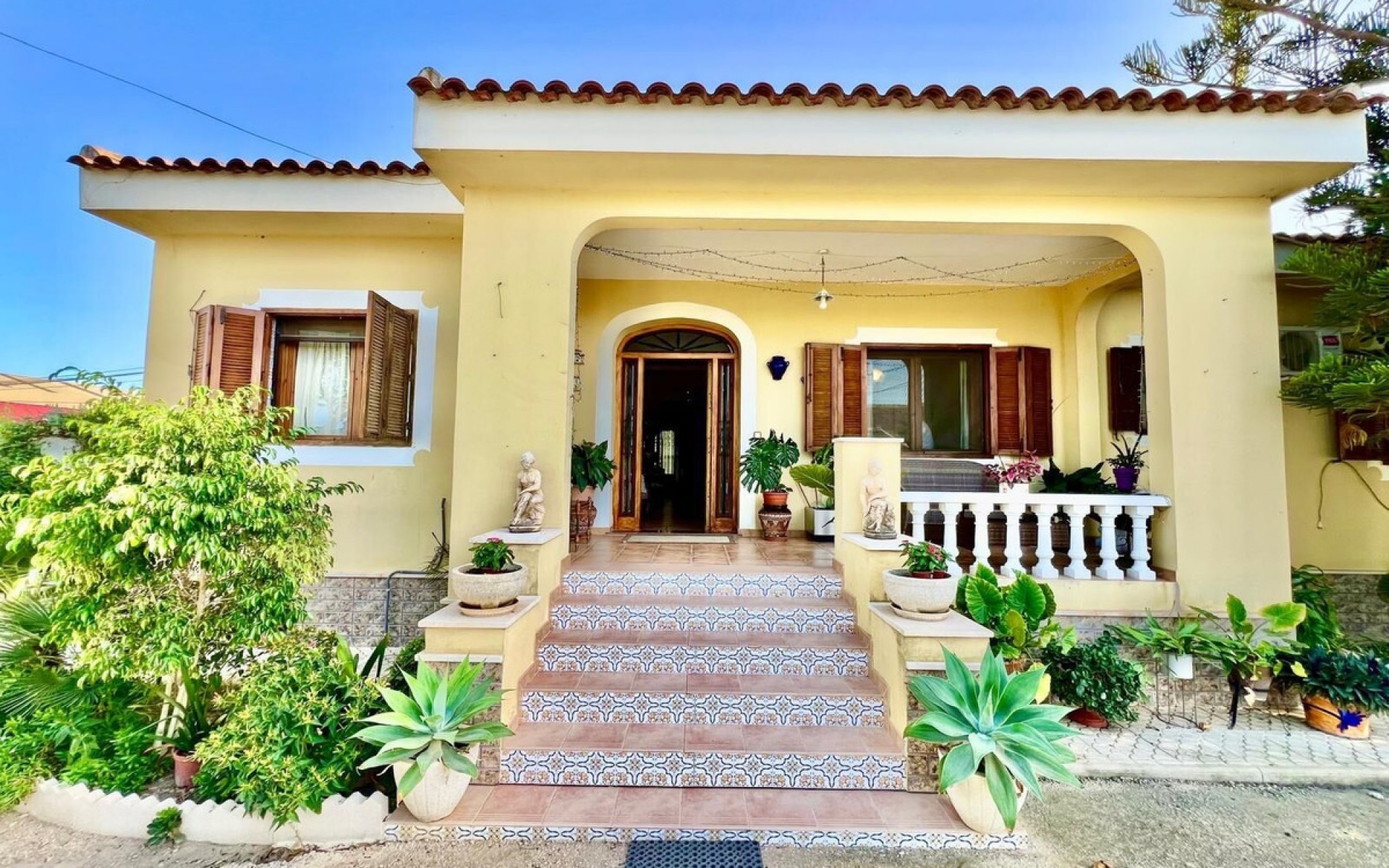  - Villa - 