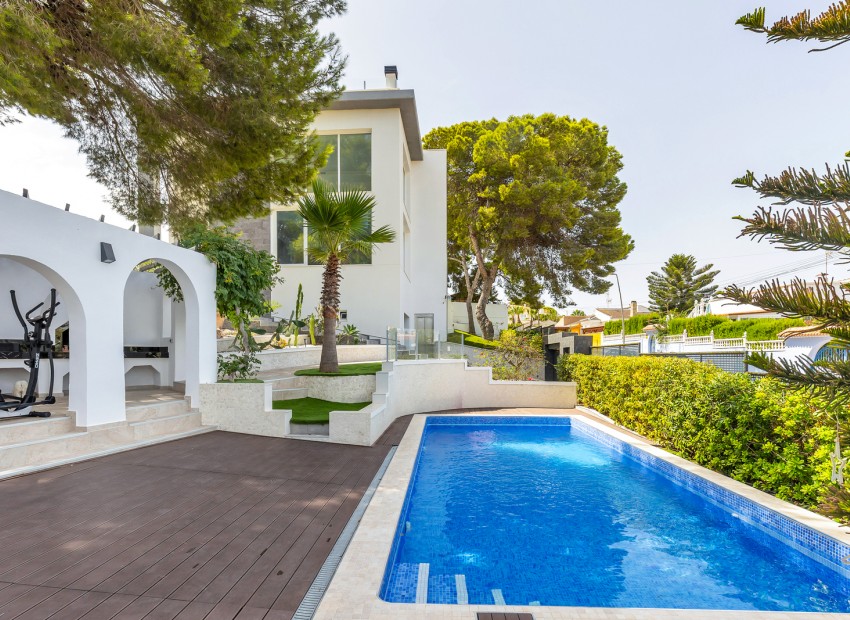  - Villa - 