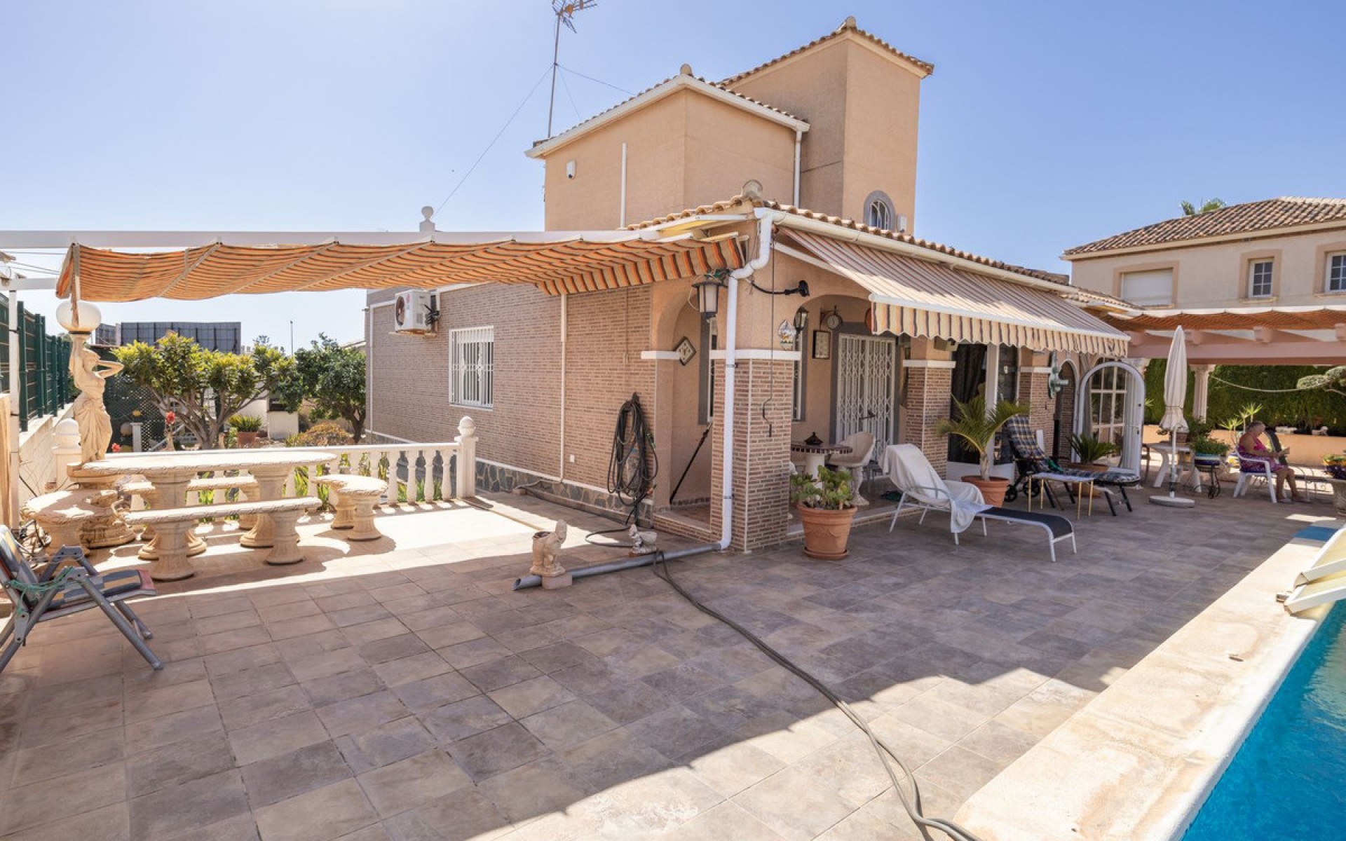  - Villa - 