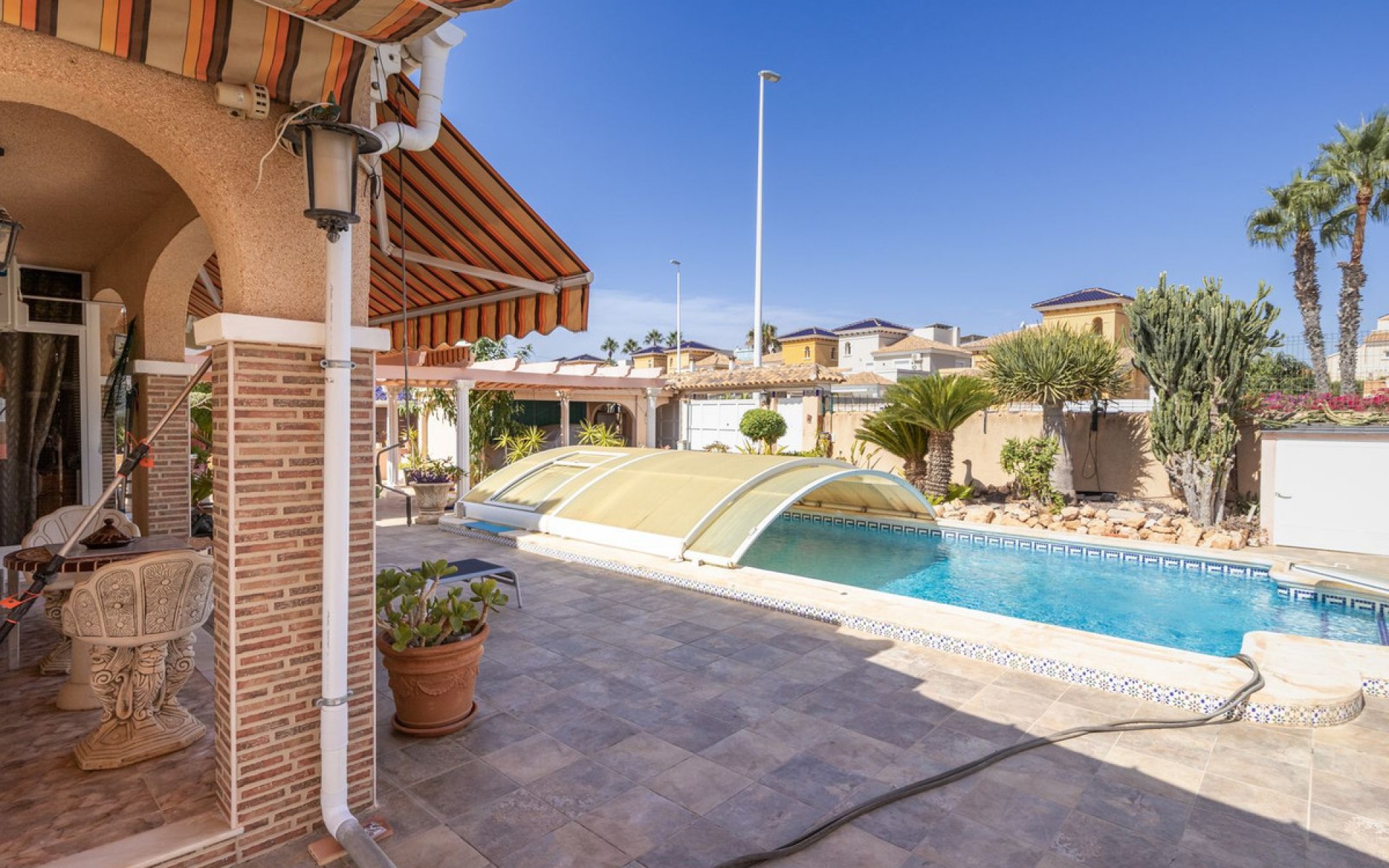  - Villa - 