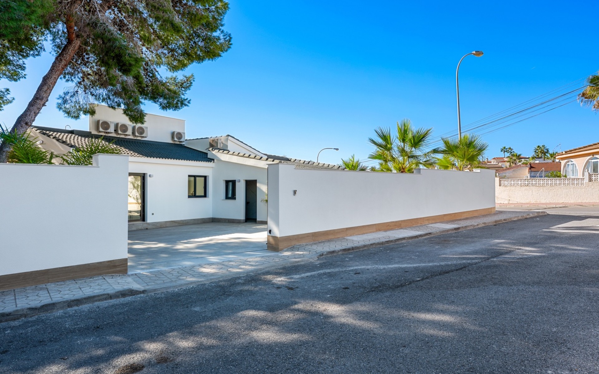  - Villa - 