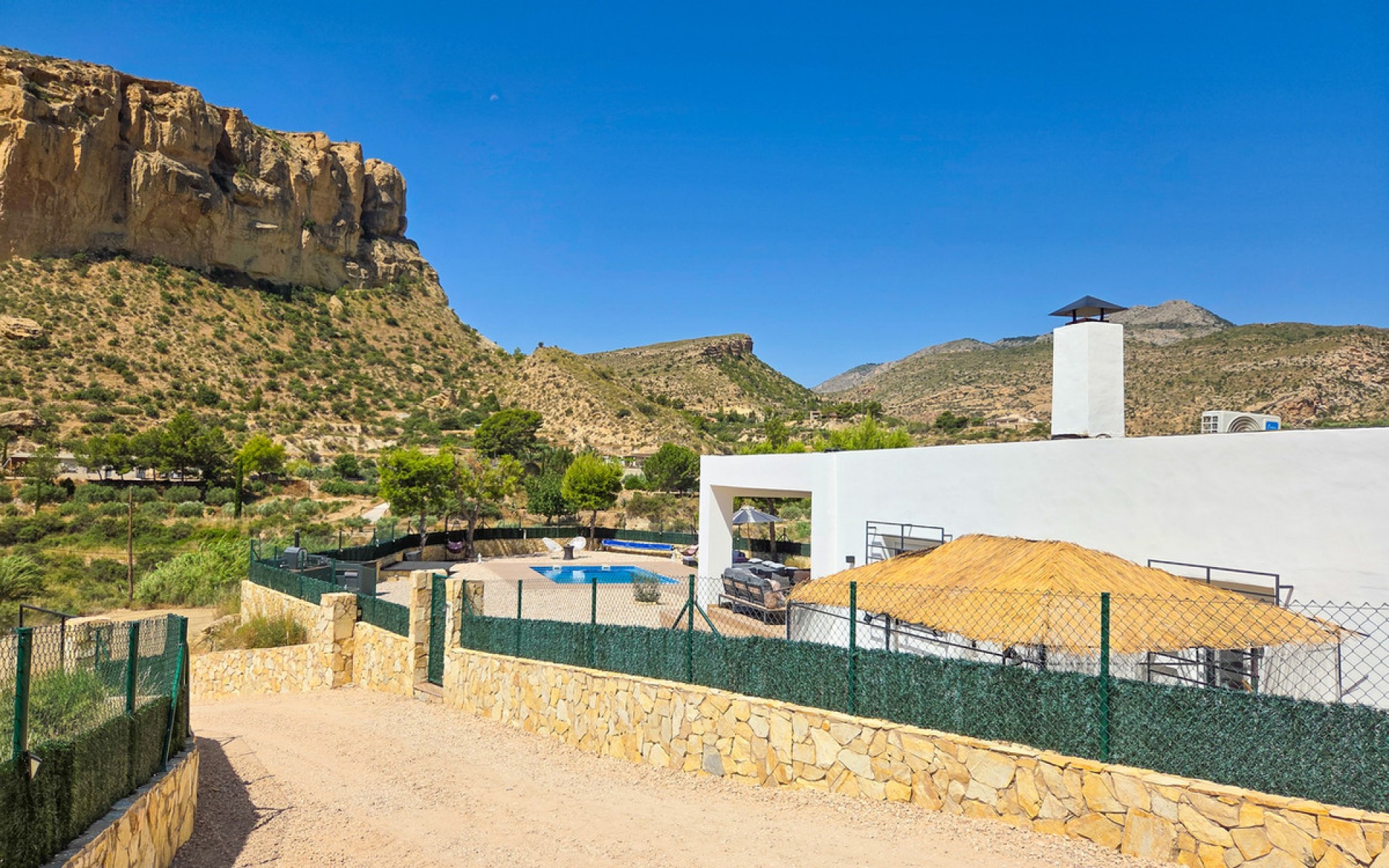  - Villa - 
