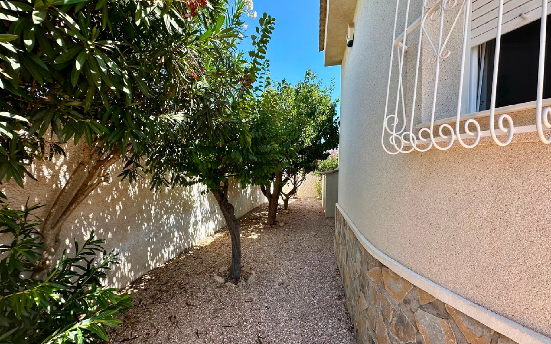  - Villa - 