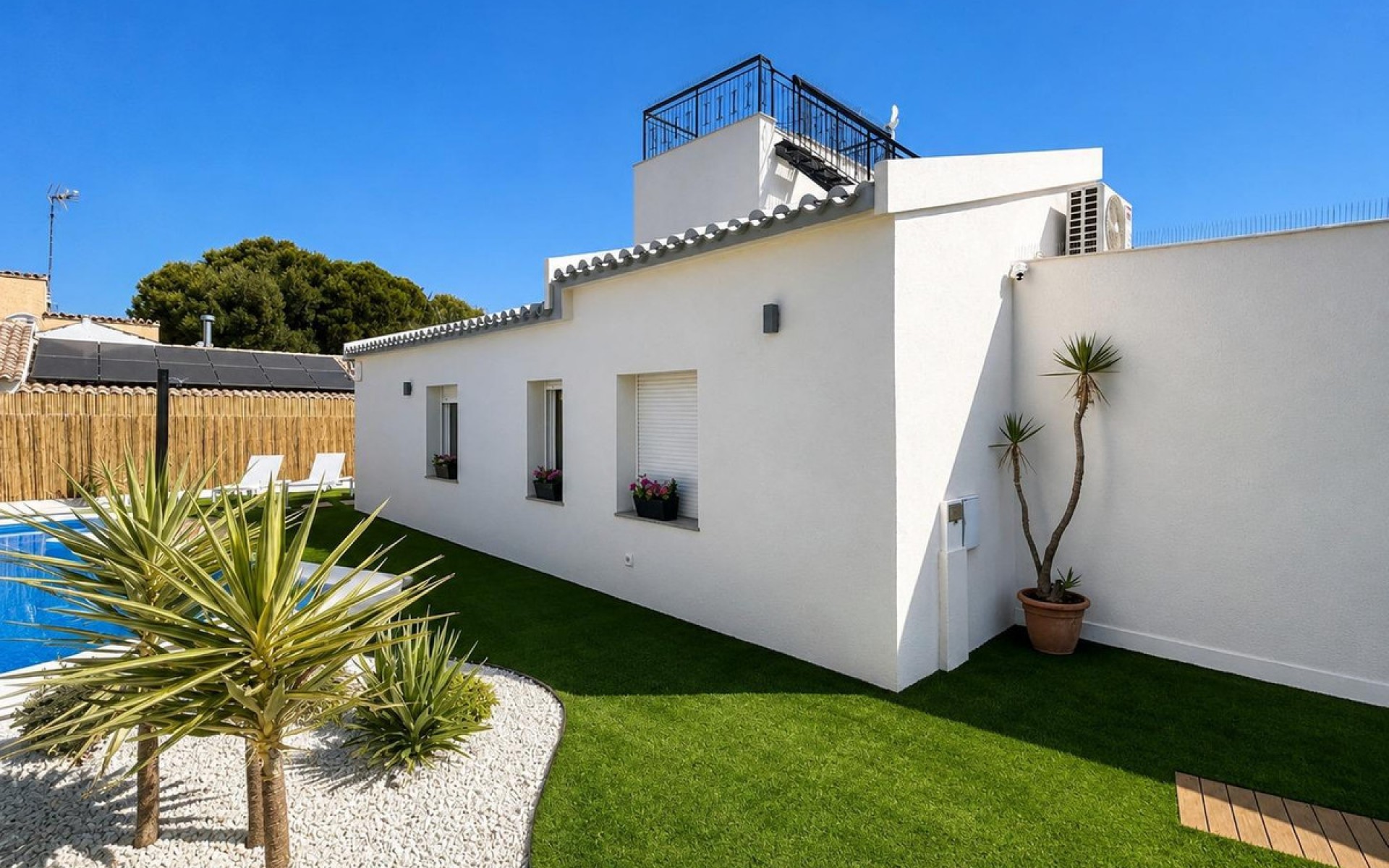  - Villa - 
