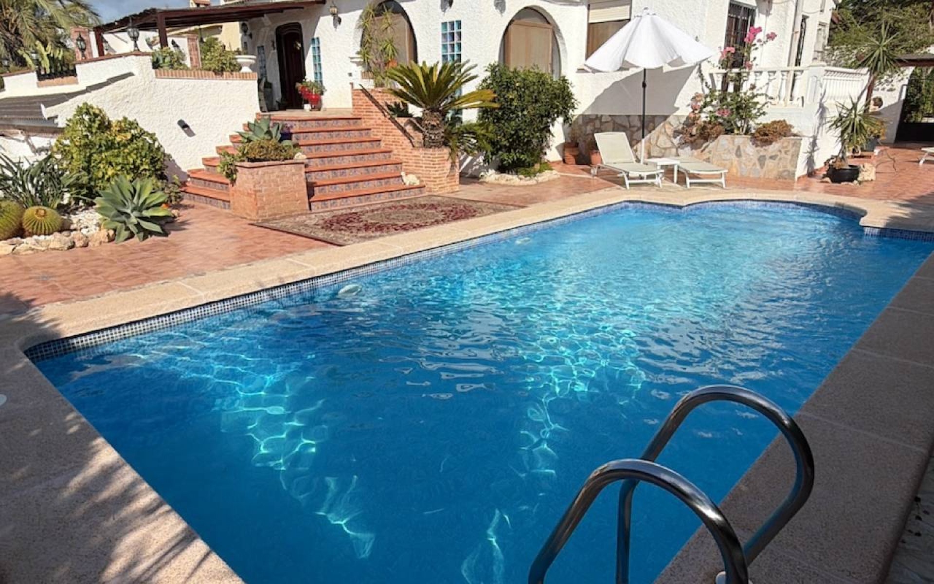  - Villa - 
