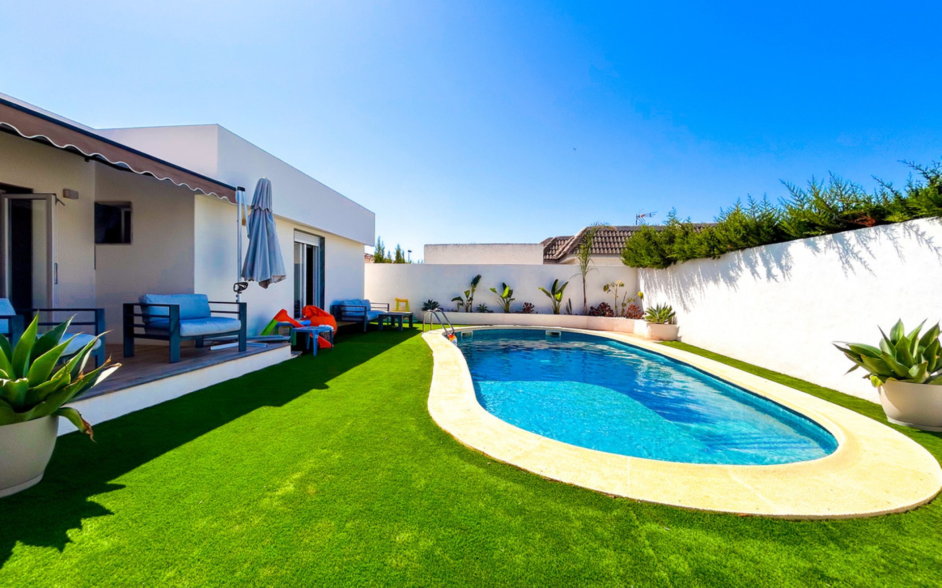  - Villa - 
