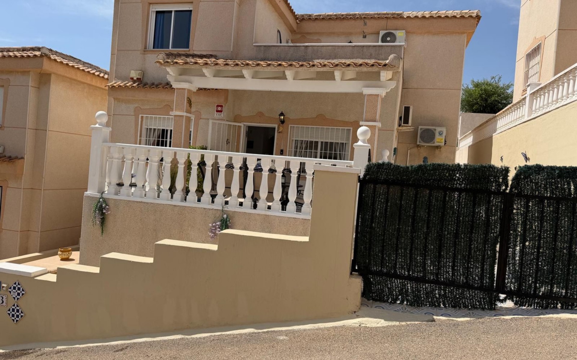  - Villa - 