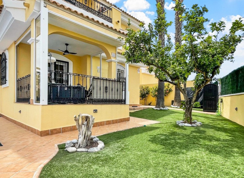  - Villa - 