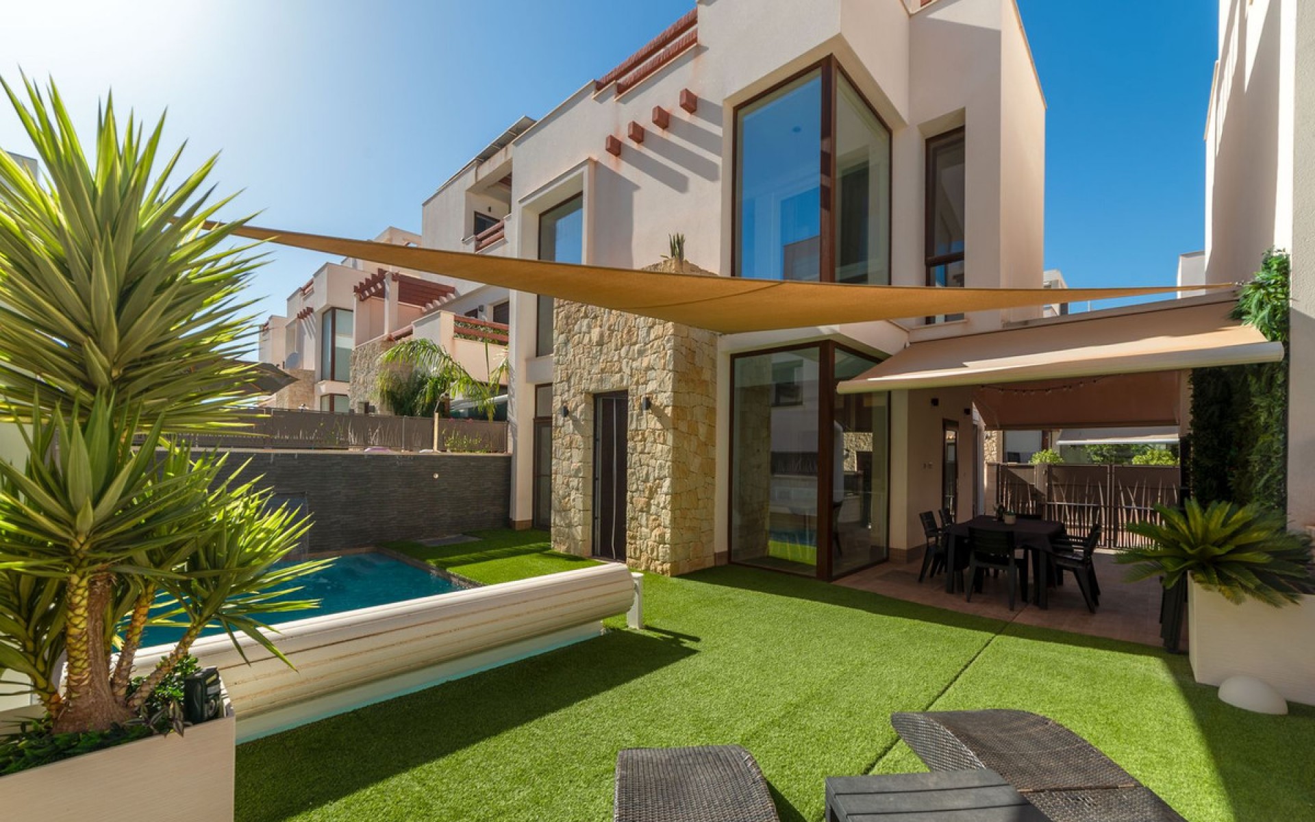  - Villa - 