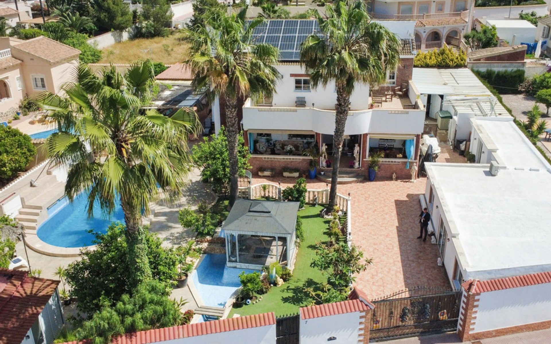  - Villa - 