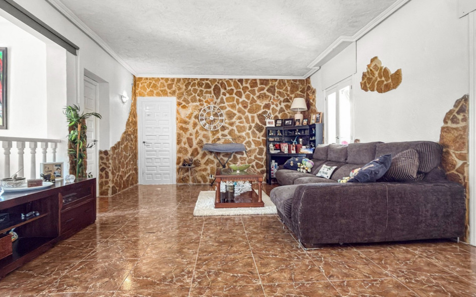  - Villa - 