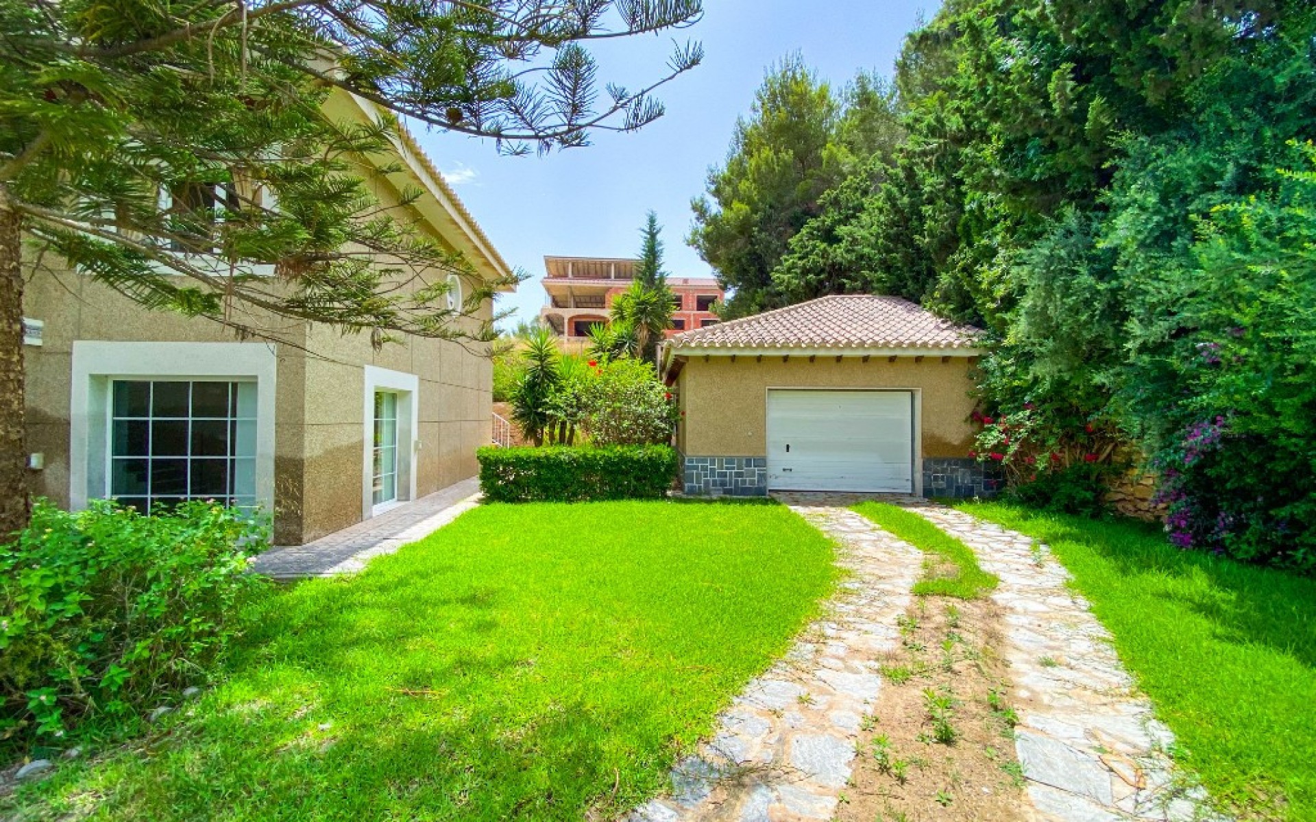  - Villa - 